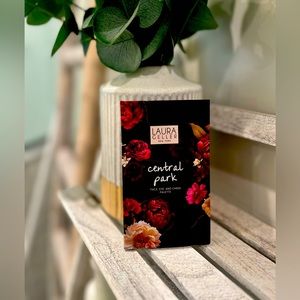 Laura Gellar Central Park pallet